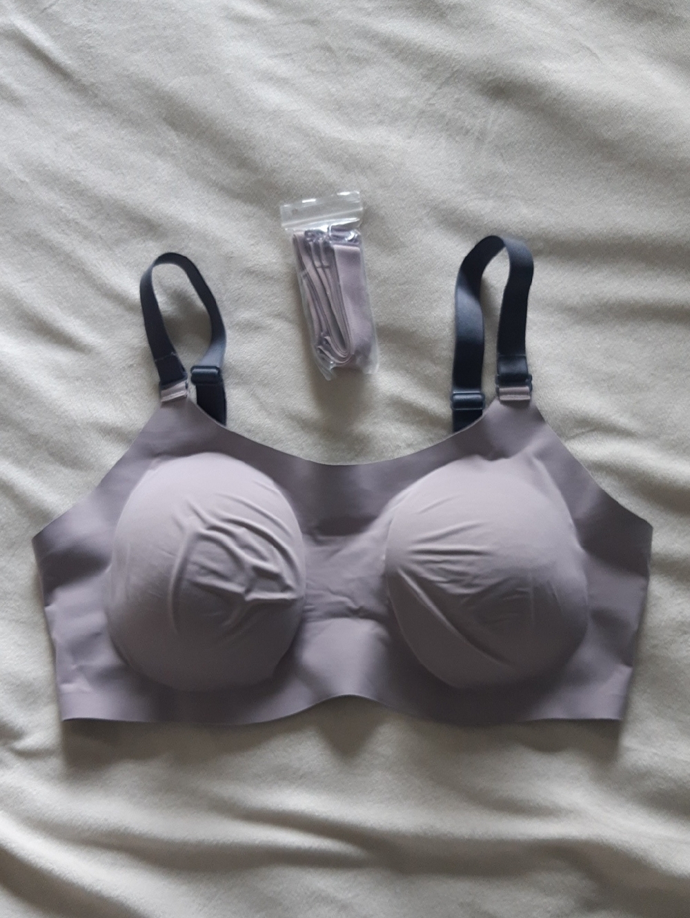 Knix Reversible Seamless Wireless Molded-Cup Bra Size 6
